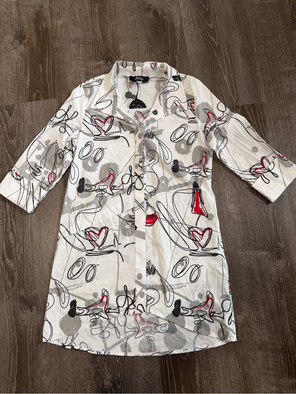 Ever Sassy blouse  Scribble Print Button size XS